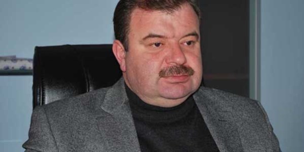 Ceviz bah�esinde aday adayl���n� a��klad�