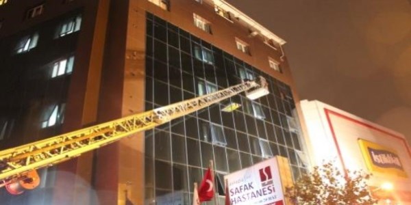Gaziosmanpaşa'da hastane yangını