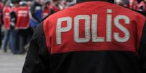 Cumhuriyet: KPSS'siz 15 bin 118 polis alnd