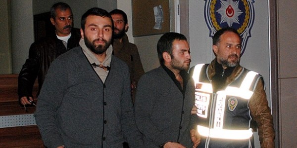 Kendilerini 'J�TEM' eleman� olarak tan�tan 5 ki�i serbest
