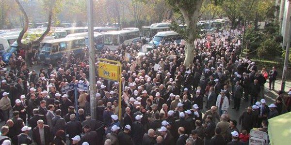 Astsubaylar�n mobbing isyan� b�y�yor