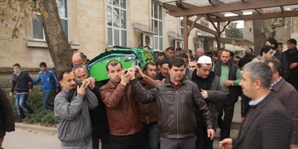 Kalp krizi geçiren öğretmen hayatını kaybetti