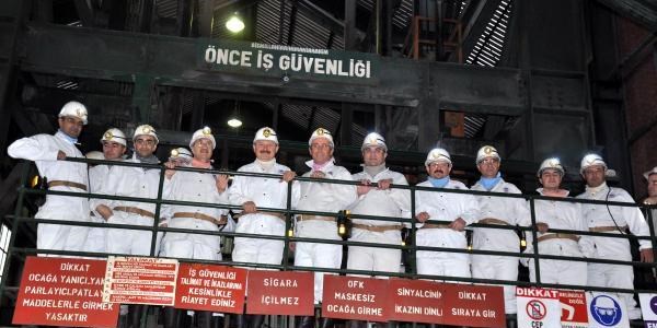 Hsyk ve Yarg�tay �yeleri maden oca��na girdi