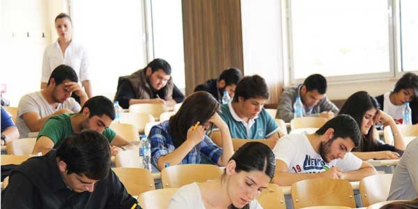Özel okula dönüşmeyen dershanelere ceza yok