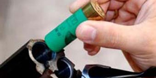 Komşularının evine ölüm yağdırdı: 3 ölü, 2 yaralı