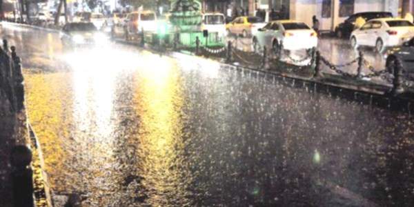 Şanlıurfa'da sağanak yağmur