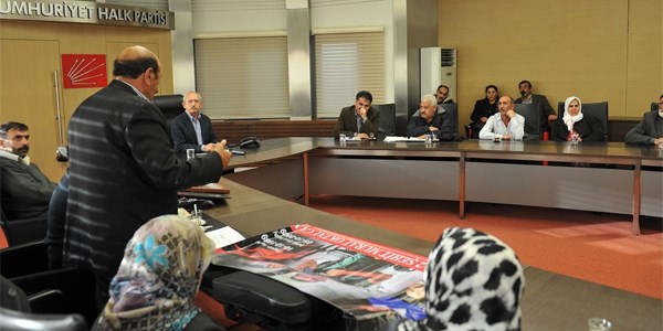 �ntihar ettikleri iddia edilen askerlerin aileleri Meclis'te