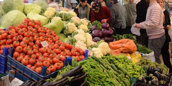 Meyve sebze fiyatları ucuzladı