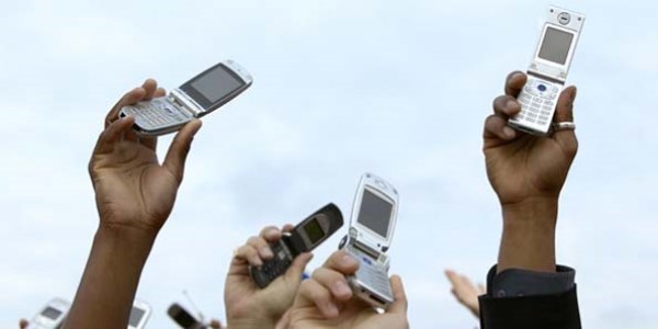GSM operatörleri dolandırıcılara aracılık ediyor iddiası