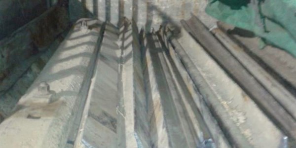 Batman'da 5 ton a��rl���ndaki tren ray� �al�nd�