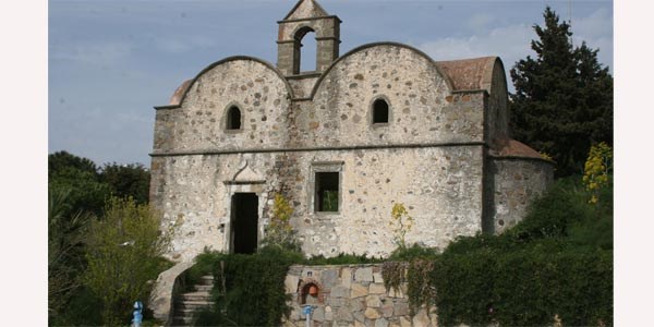 Bin yıl sonra yeniden kilise oldu