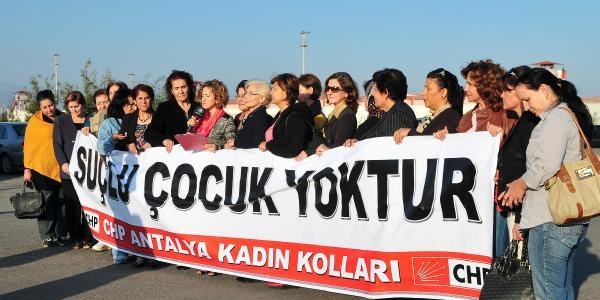 CHP'li kadınlar: Cezaevlerinde çocuk feryadı duymak istemiyoruz