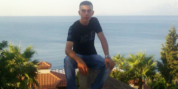 U�ak'ta iki grup aras�ndaki kavgada kan akt�: 1 �l�, 2 yaral�