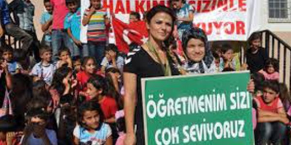 Şırnak'ta yılın öğretmeni/ Video
