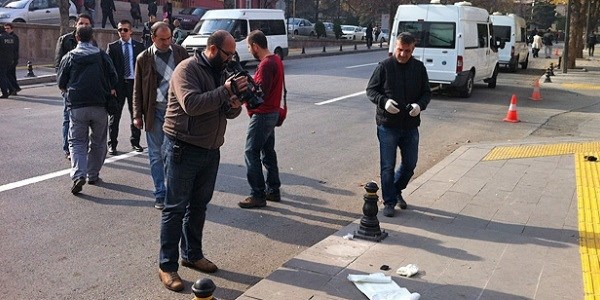 Başbakanlık yakınlarında 'şüpheli' kişi