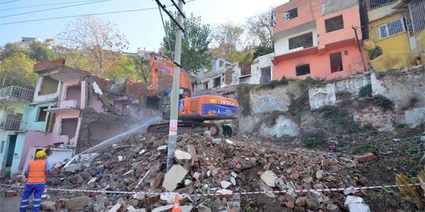 Antik Roma Tiyatrosu, adım adım günışığına çıkıyor