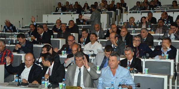 İZSU'ya 1 milyar 284 milyonluk bütçe kabul edildi