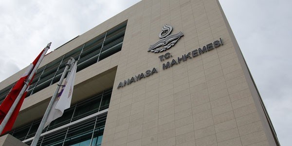 Tapu kadastro teşkilat kanununa kısmi iptal