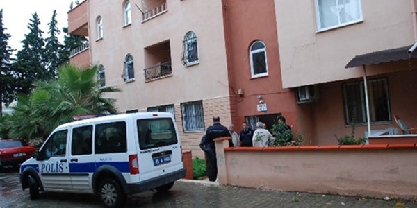 Didim'de yabancı kadın evde ölü bulundu