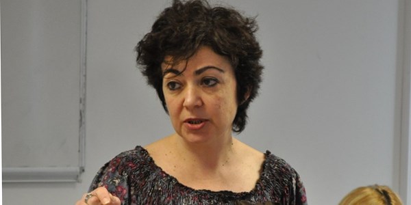 "�iddet g�ren kad�n de�il d�venler utanmal�"