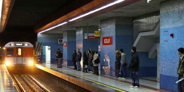 Ankara metrosunda mucize kurtuluş