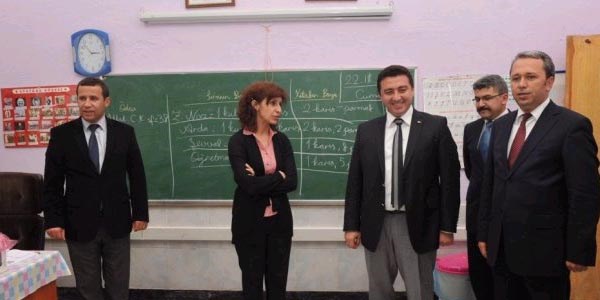Bakıcı'dan Cumhuriyet İlköğretim Okulu'na teknik destek