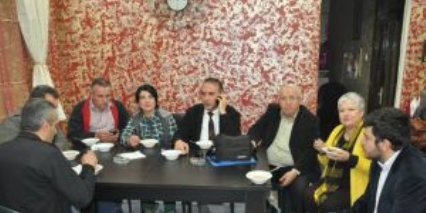 Basın mensuplarına aşure ikram edildi