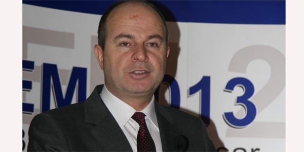 'Polis intiharlarının nedeni sosyal medya'