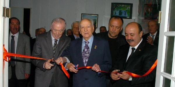 88 ya��ndaki emekli ��retmene vefa