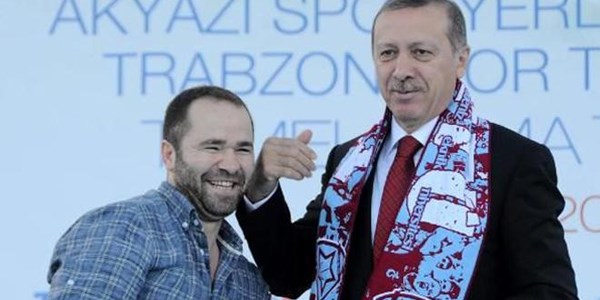 O lider yasakl� ��kt�