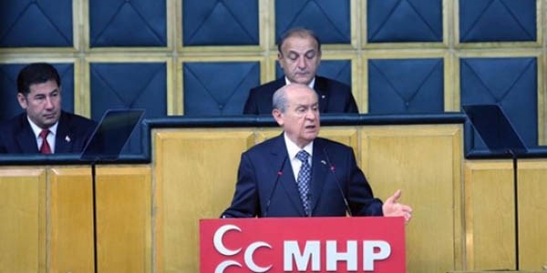 Bahçeli: Başbakan zorlaya zorlaya 61'e tutundu/ Video