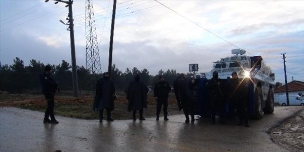 Uşak'ta şafak operasyonu