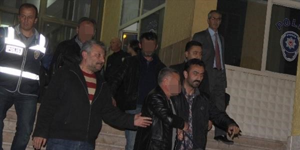 Oto hırsızlığına 3 tutuklama
