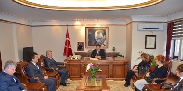 Safranbolu �l�e Milli E�itim M�d�rl���nden Vali K���k'e ziyaret