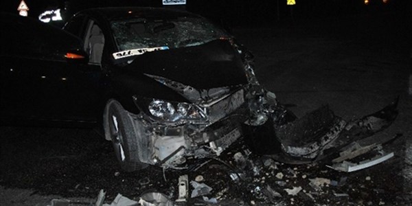 Yanan arac�n arka koltu�unda bir ceset bulundu