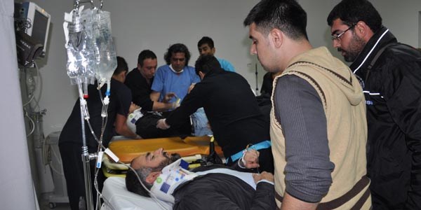 ���ileri ta��yan minib�s kaza yapt�: 26 yaral�