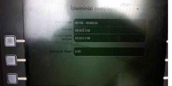 Hesab�na bir gecede 50 milyon lira yatt�