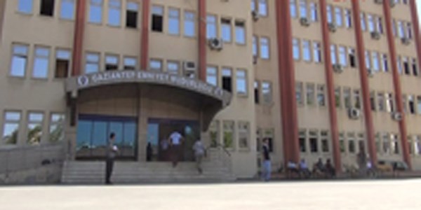 Bomba y�kl� 7 ara� alarm�!