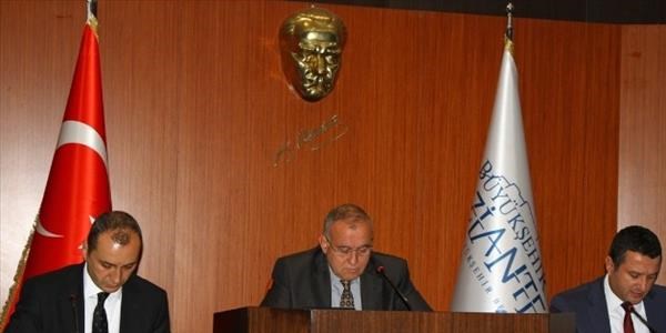 B�y�k�ehir Belediyesi'nin borcu y�lsonunda s�f�rlan�yor