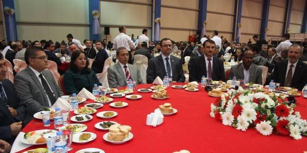 Mersin'de uluslararası ticaret ve yatırım forumu başladı