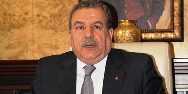 Redhack bin 250 siteye girdi gizli bilgileri deşifre etti