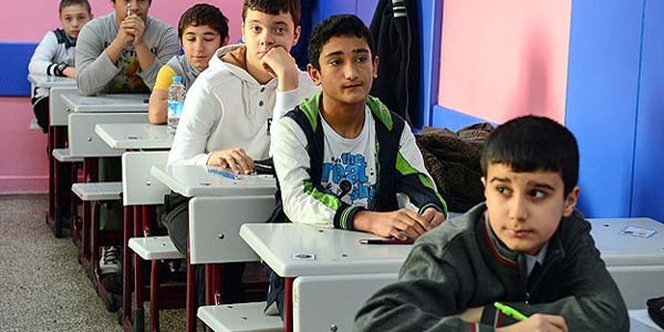 Merkezi ortak sınavların ilk gün oturumu sona erdi/ Video