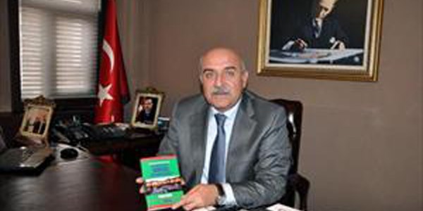 ��rnak Valisi �pek, K�rt�e ��reniyor
