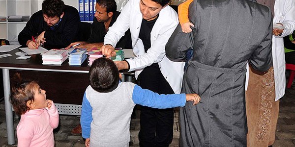 1 milyon 110 bin çocuğa çocuk felci aşısı