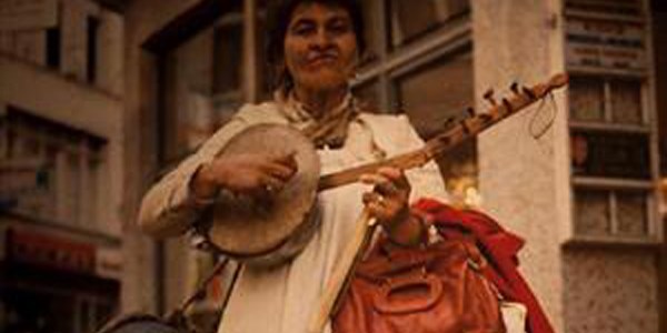 'Deli Ayten'in hayatı sahnede