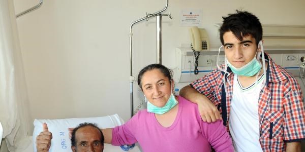 Bağışlanan böbrekler 2 kişiye can oldu