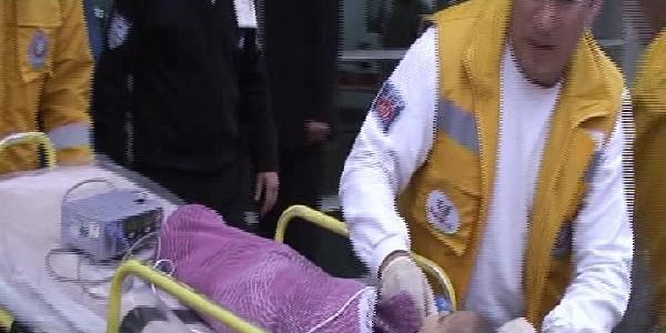 Vida yutan 13 aylık bebek hastanelik oldu