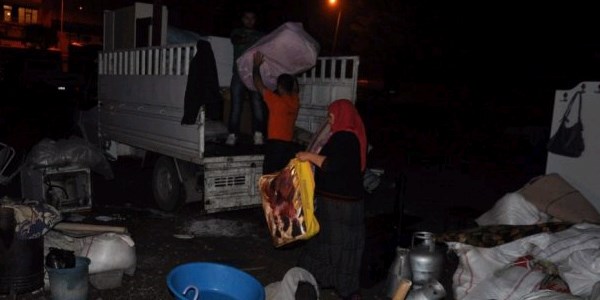 Sokakta kalan kad�na Siirt valili�i sahip ��kt�