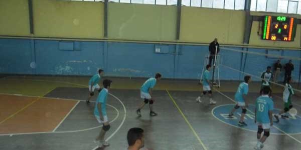 Anadolu Öğretmen Lisesi şampiyon oldu