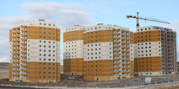 Uyan�k m�teahhit herkesi ma�dur etti